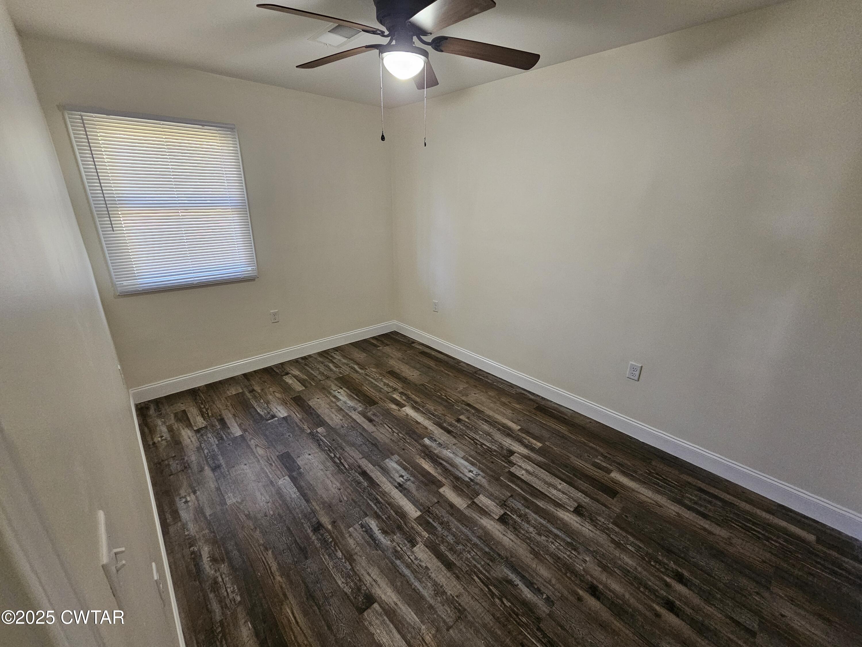 527 Chester Levee Road