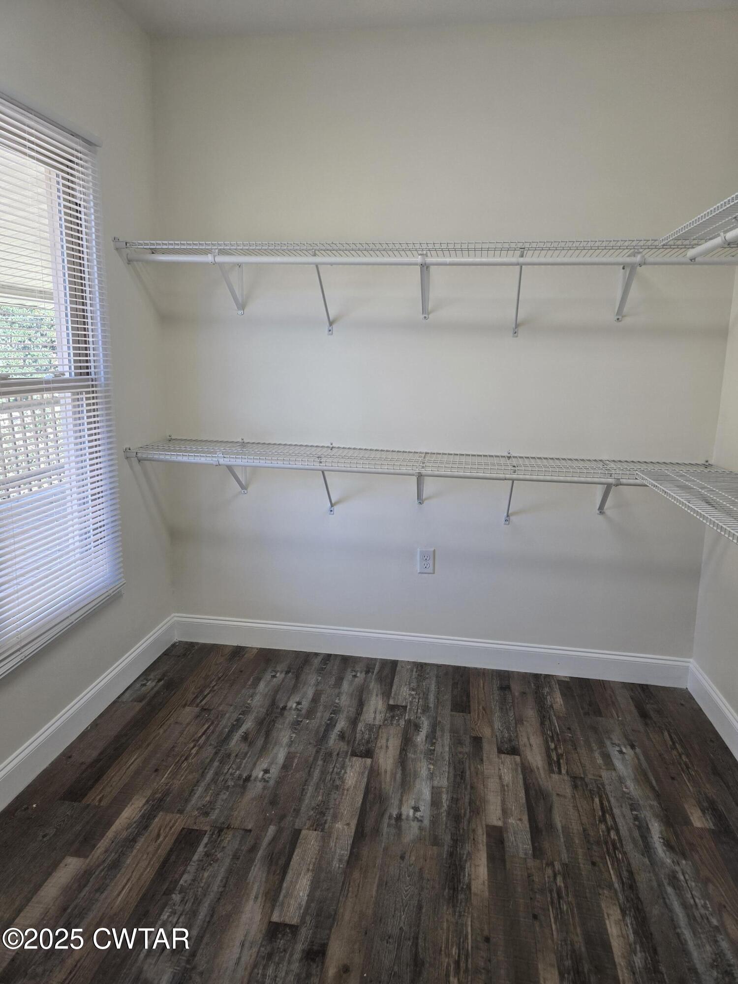 527 Chester Levee Road