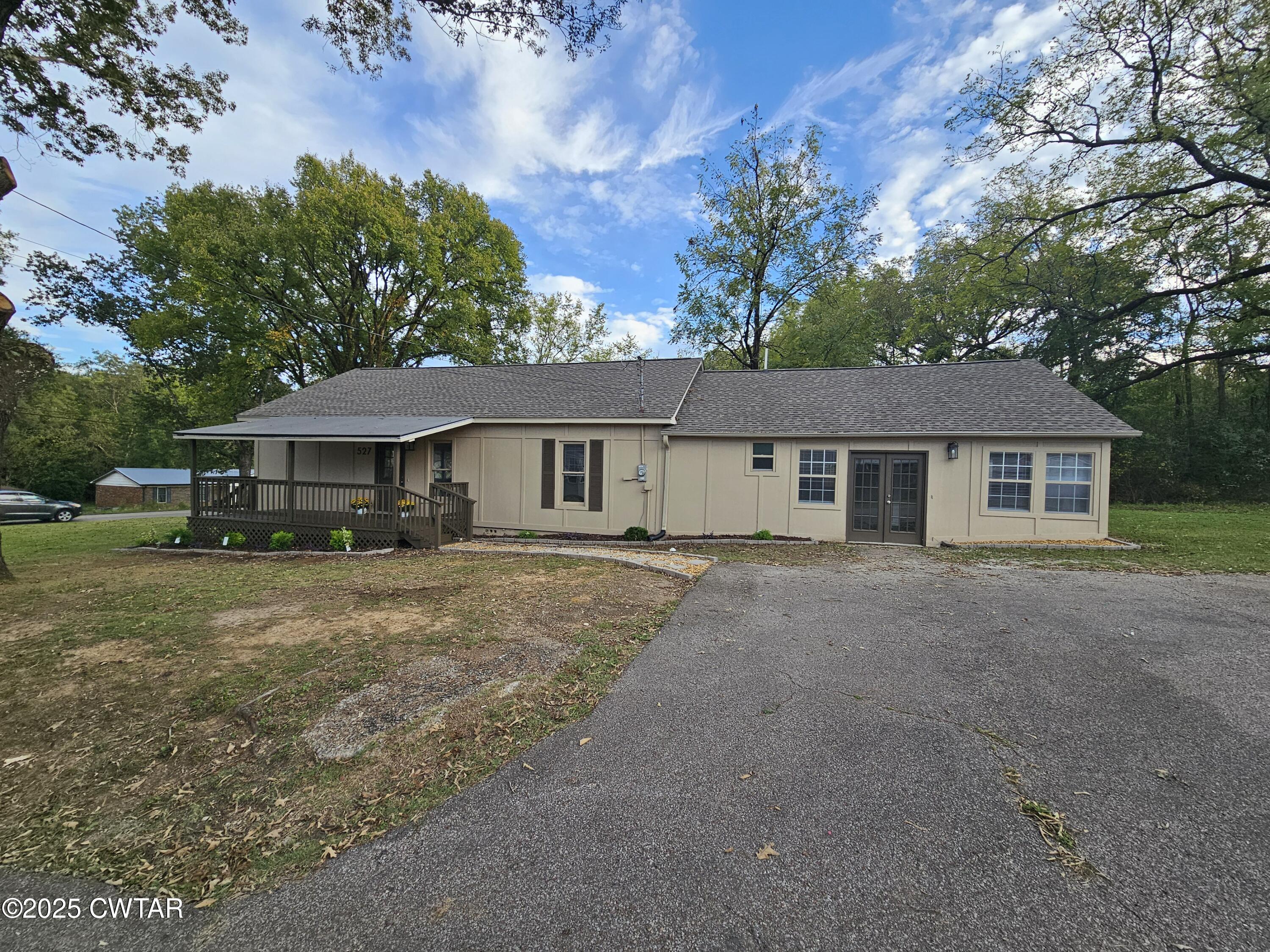 527 Chester Levee Road