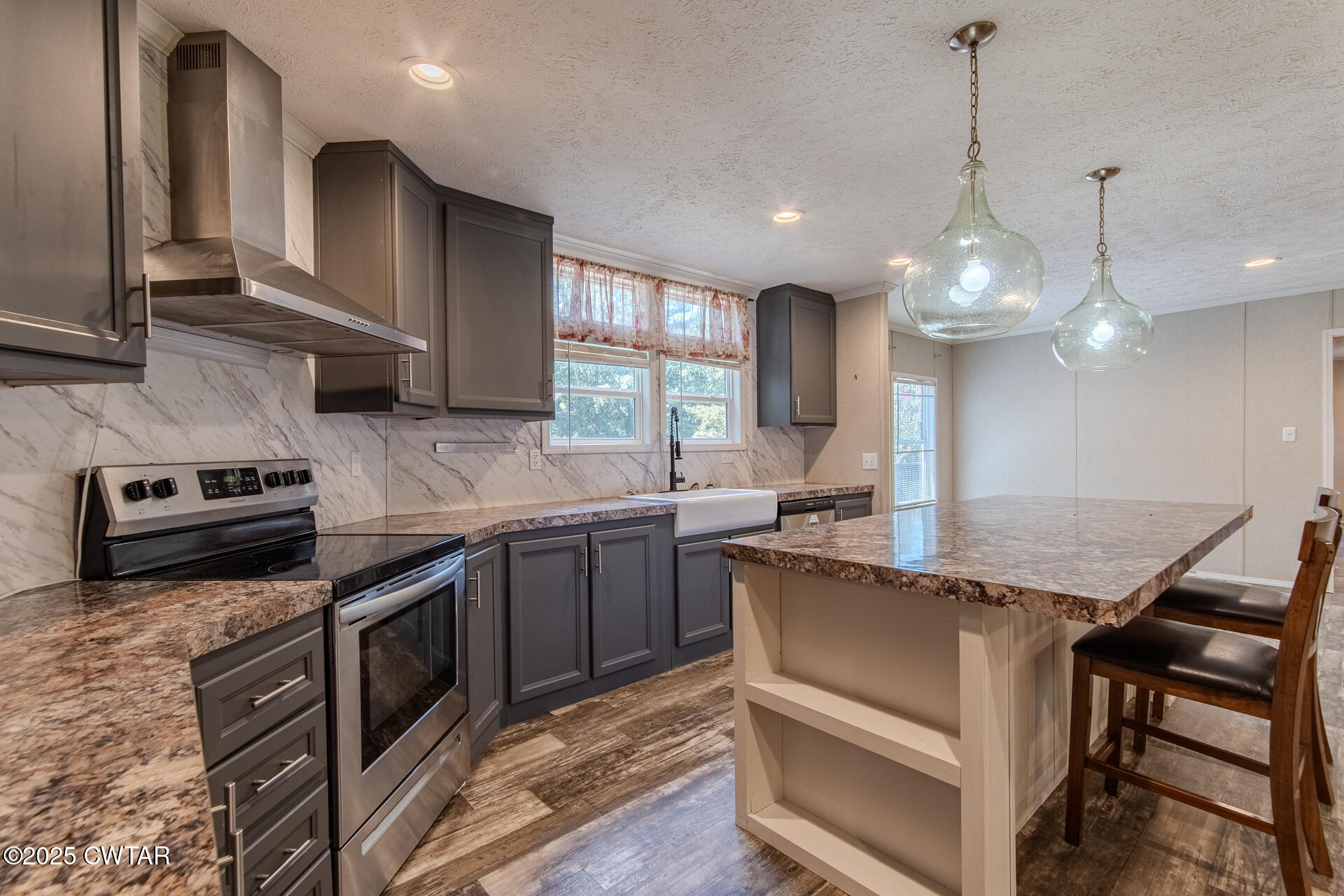 2127 Horny Head Creek Road