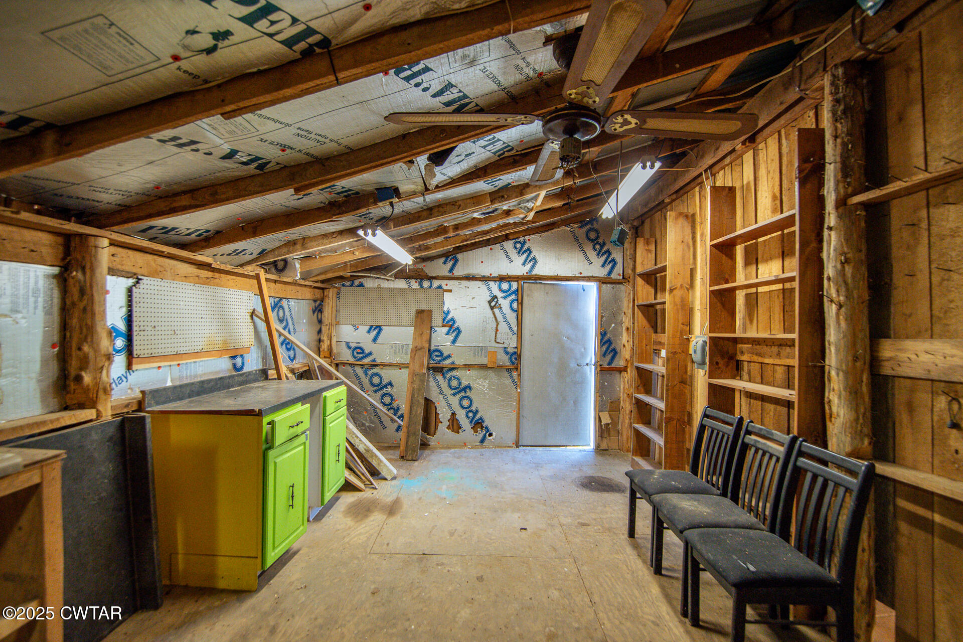 2127 Horny Head Creek Road