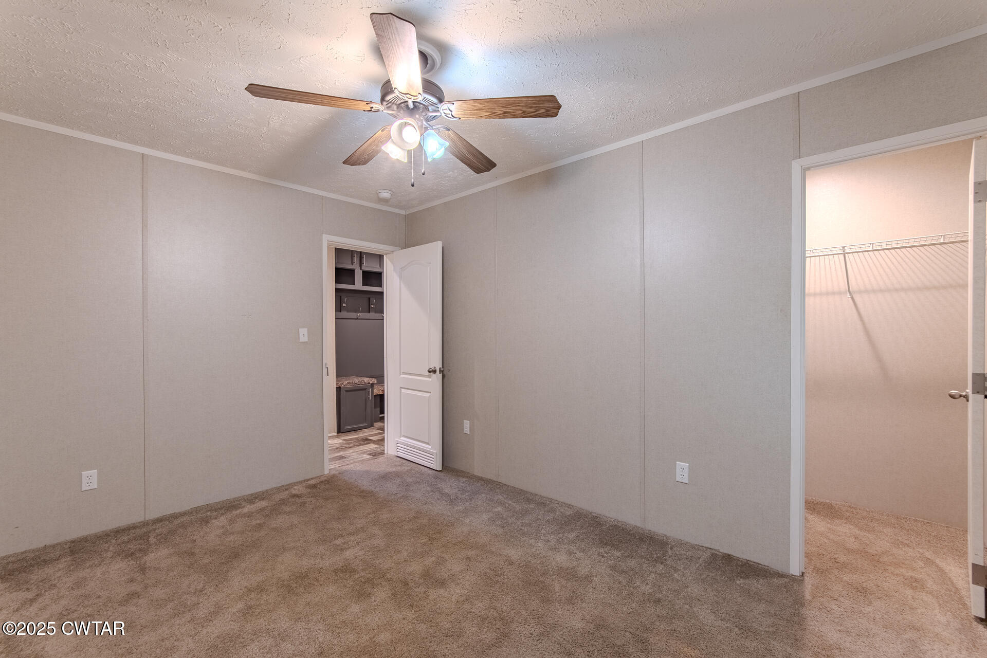 2127 Horny Head Creek Road