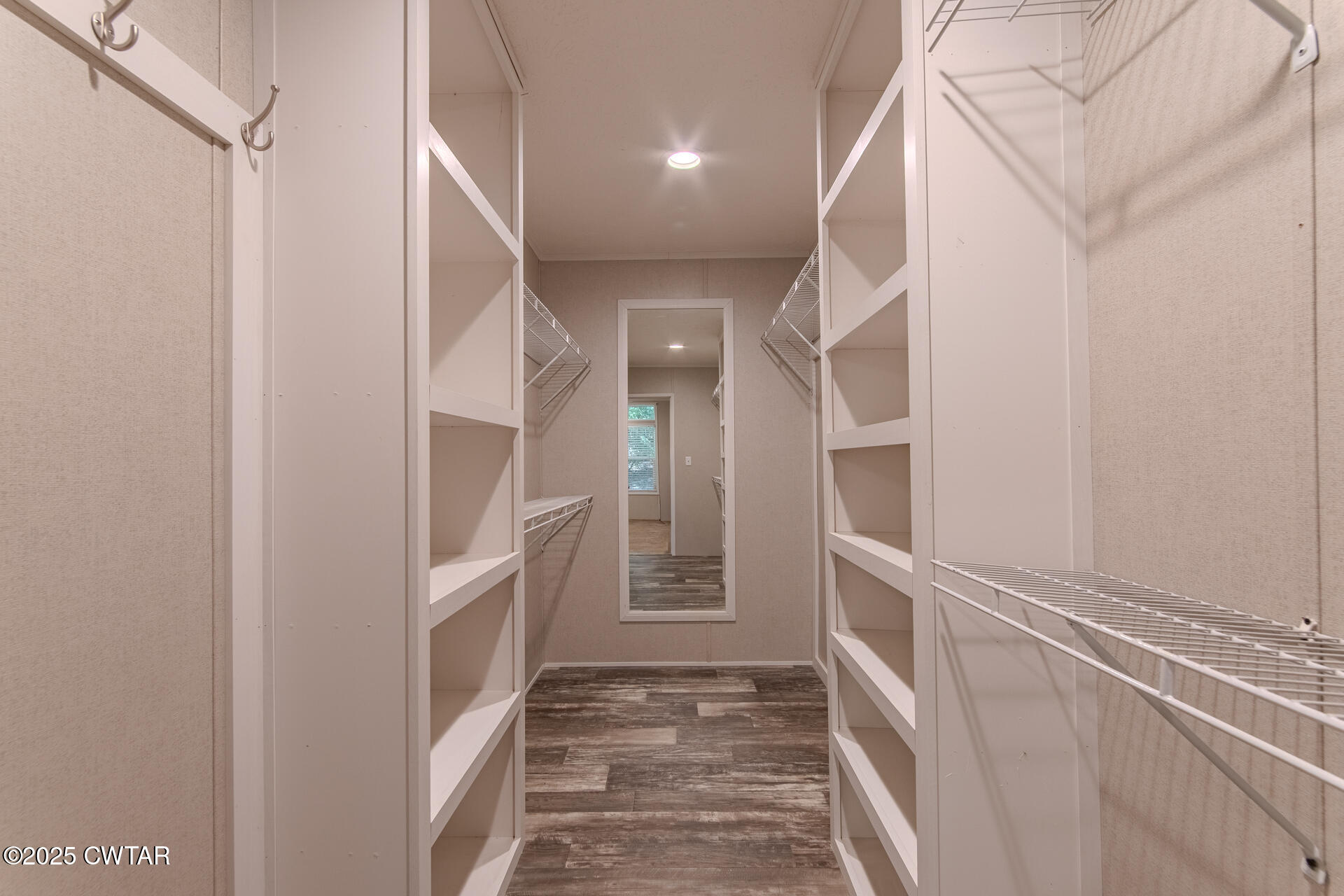 2127 Horny Head Creek Road