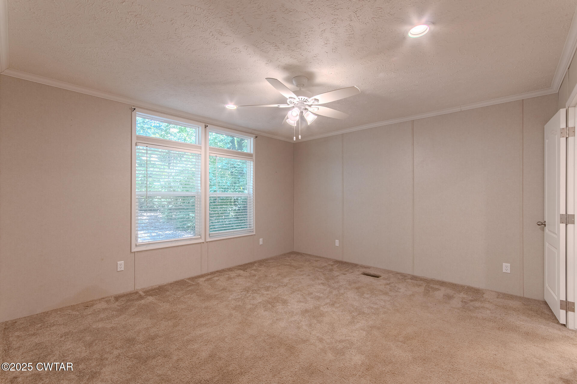 2127 Horny Head Creek Road