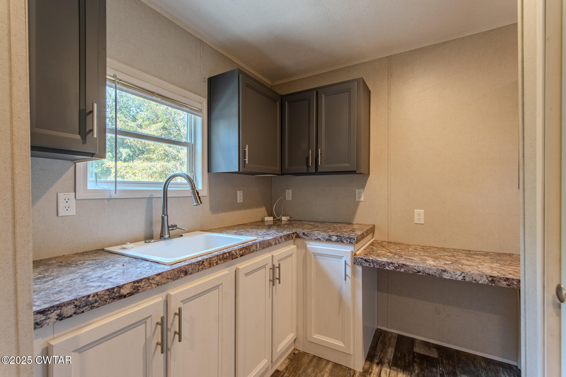 2127 Horny Head Creek Road