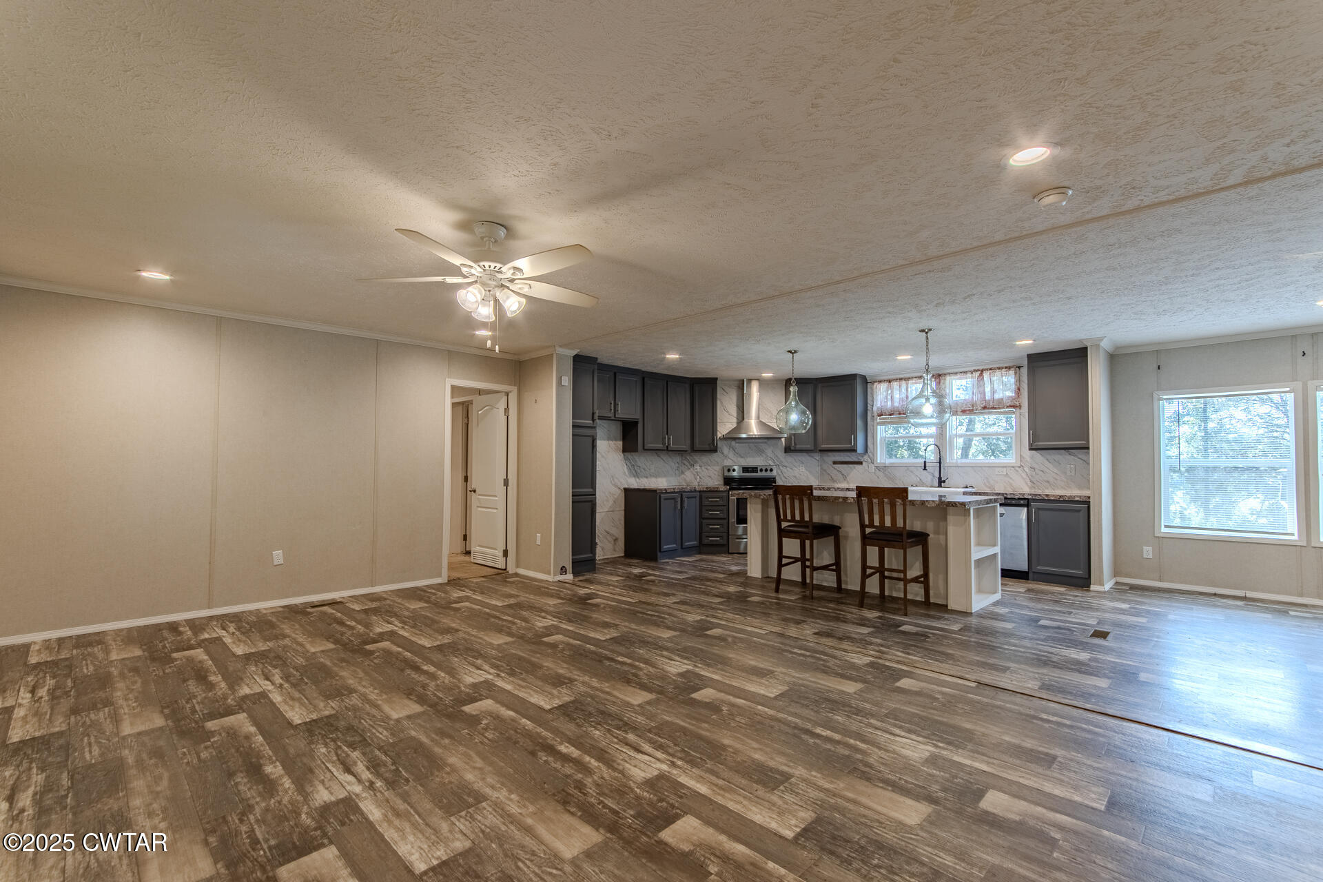 2127 Horny Head Creek Road