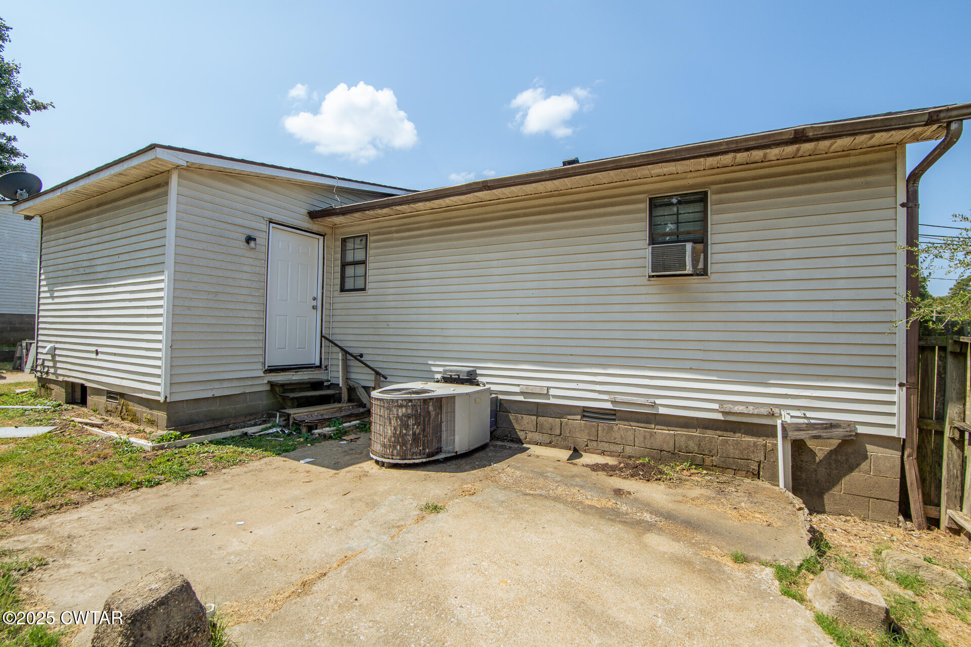 207 Main Street