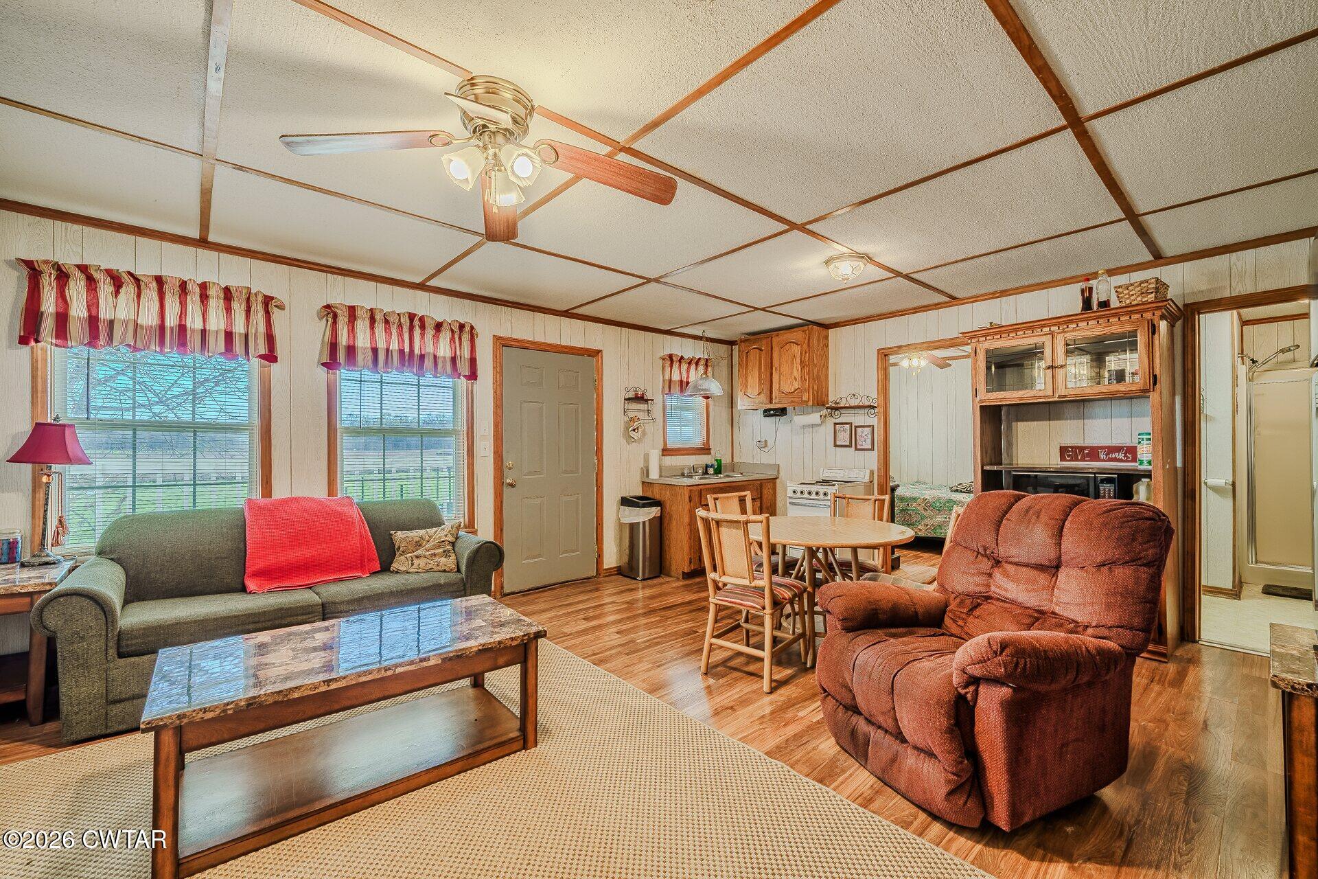 228 B F Terry Circle
