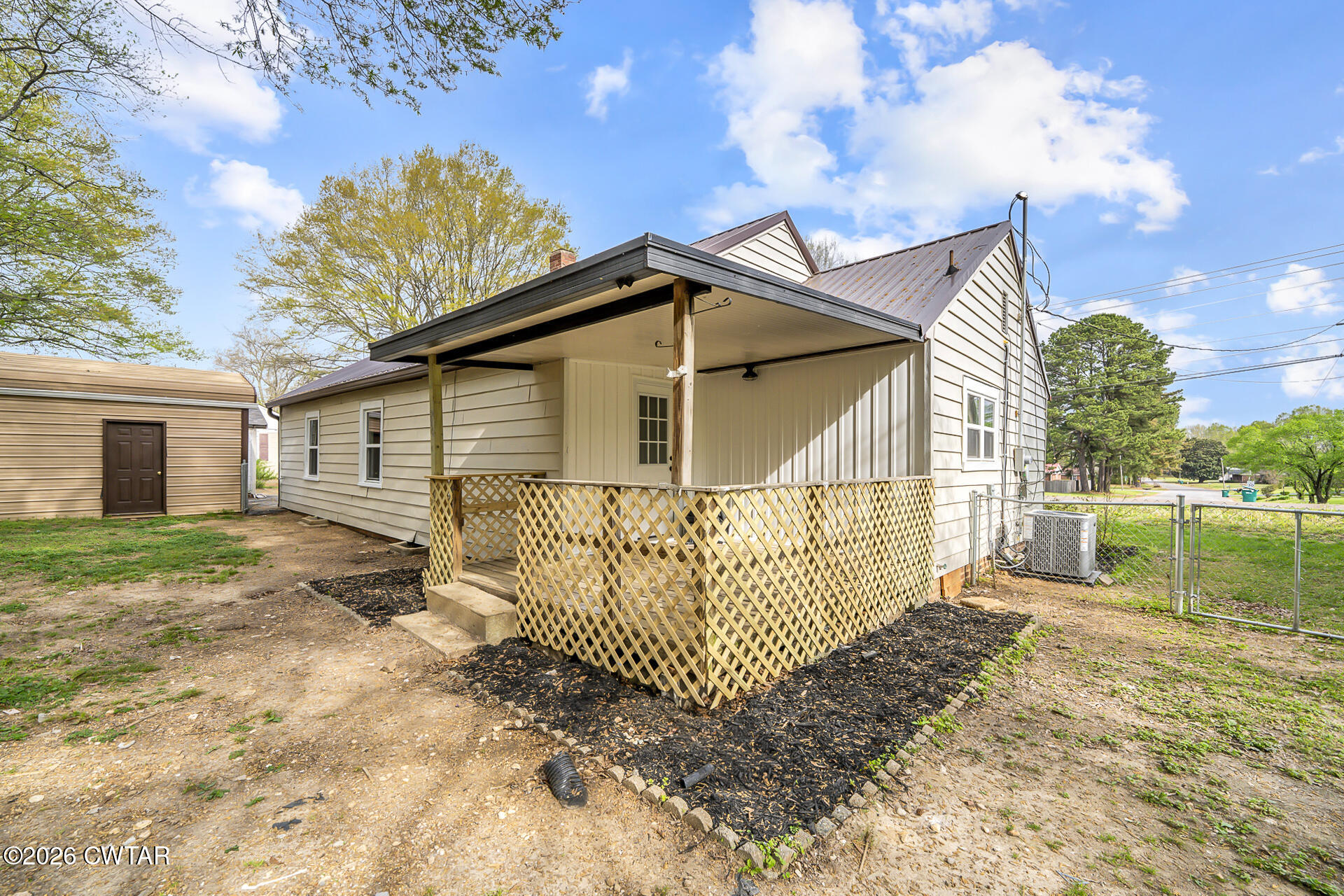 402 Harts Bridge Road