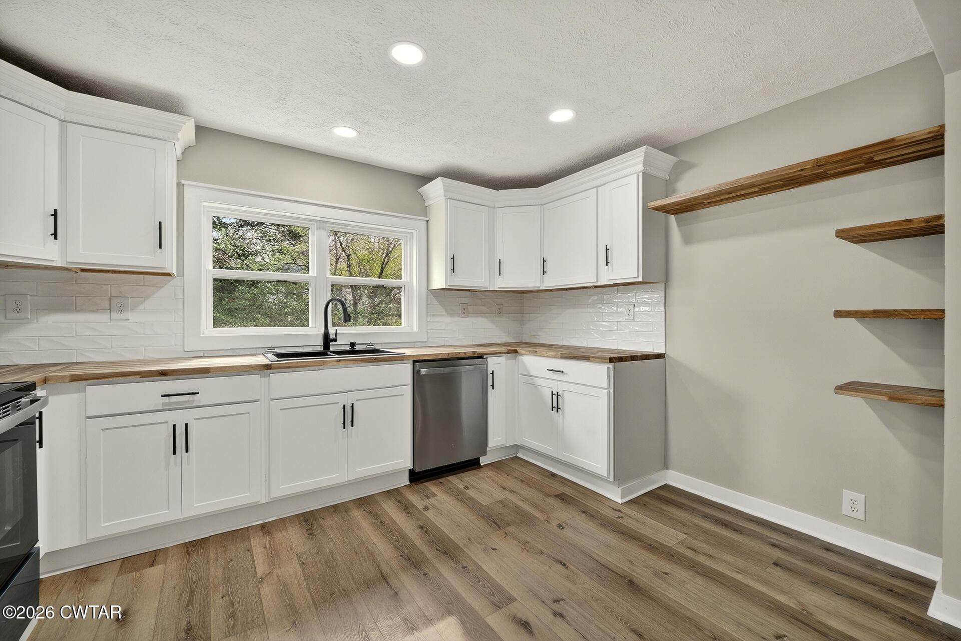 402 Harts Bridge Road