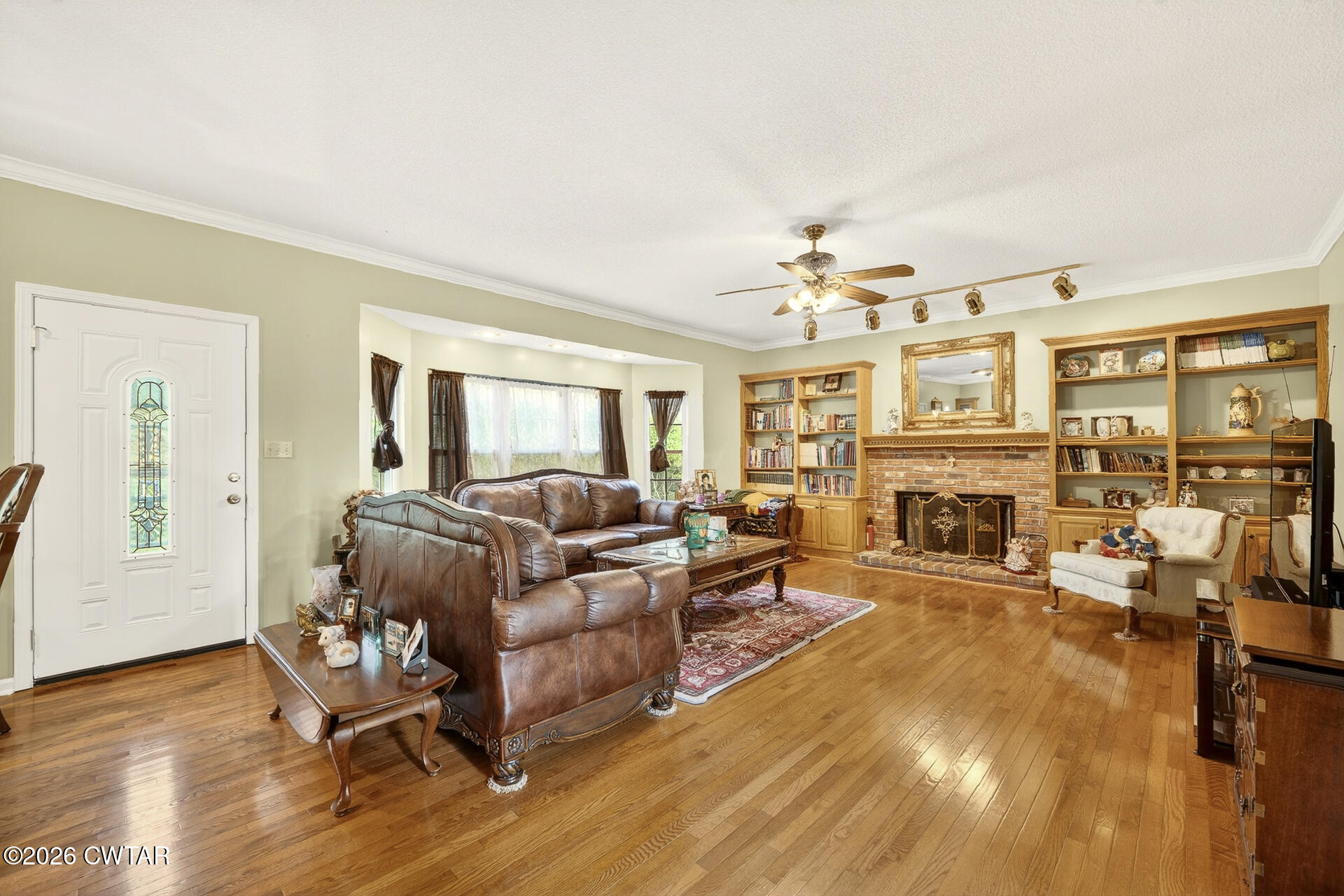 320 Eastern Shores Drive