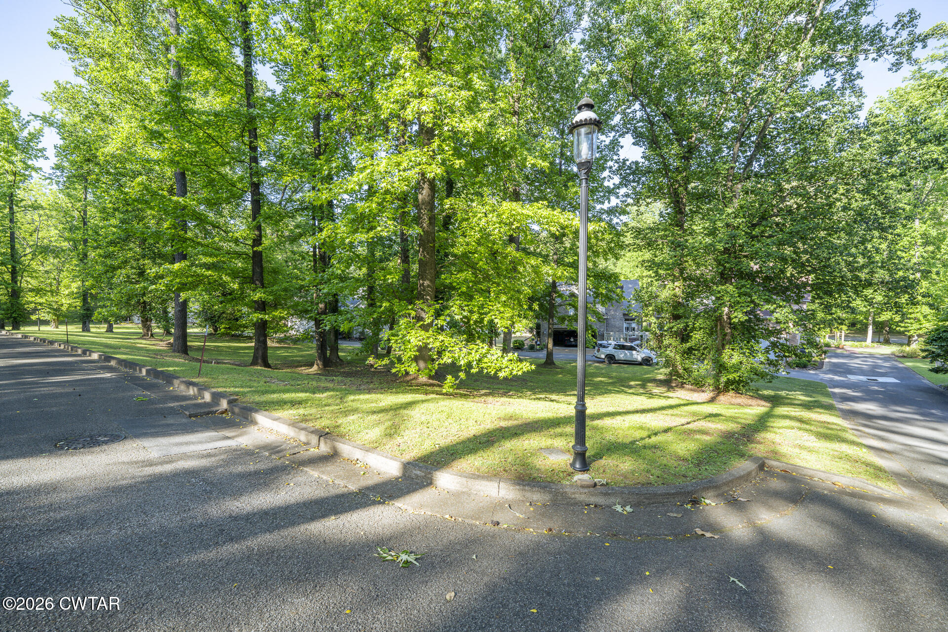 24 Frankland Avenue