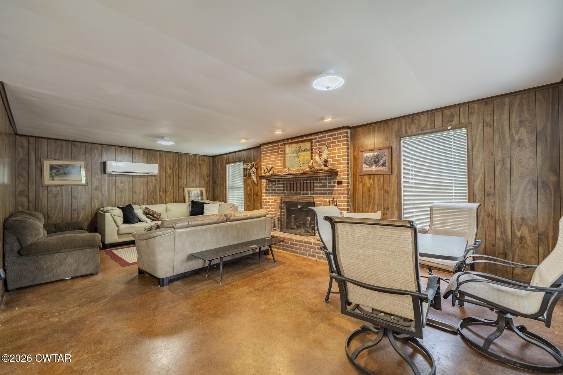 1380 Harrison Lane