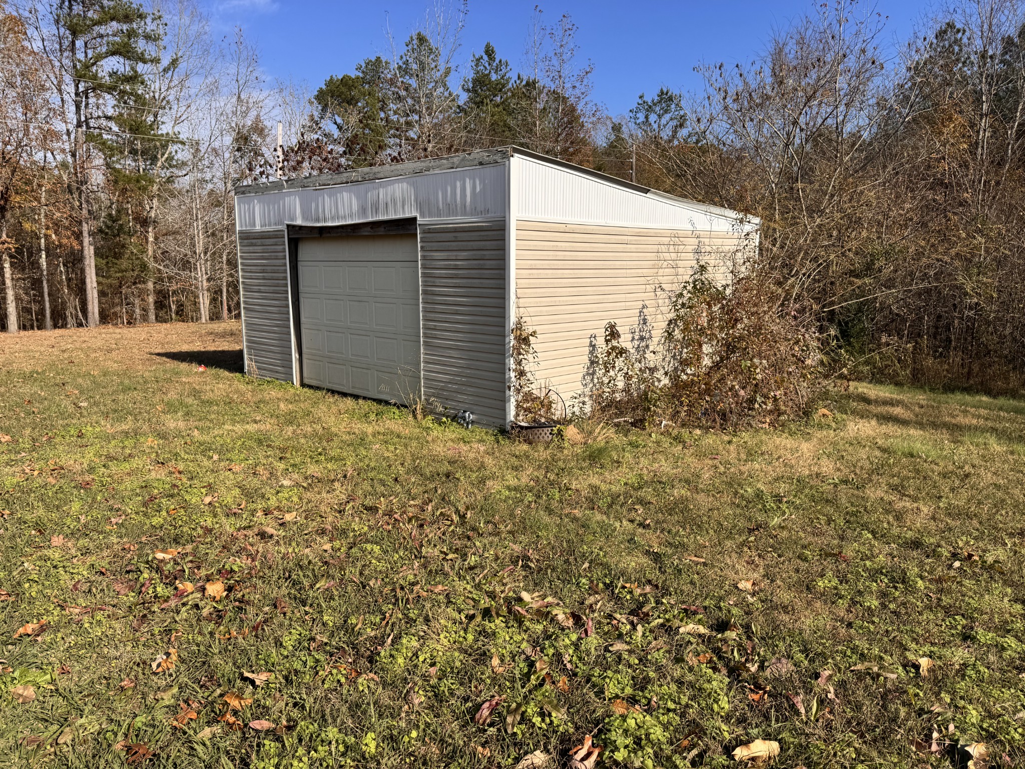 1907 Elmer Cox Rd