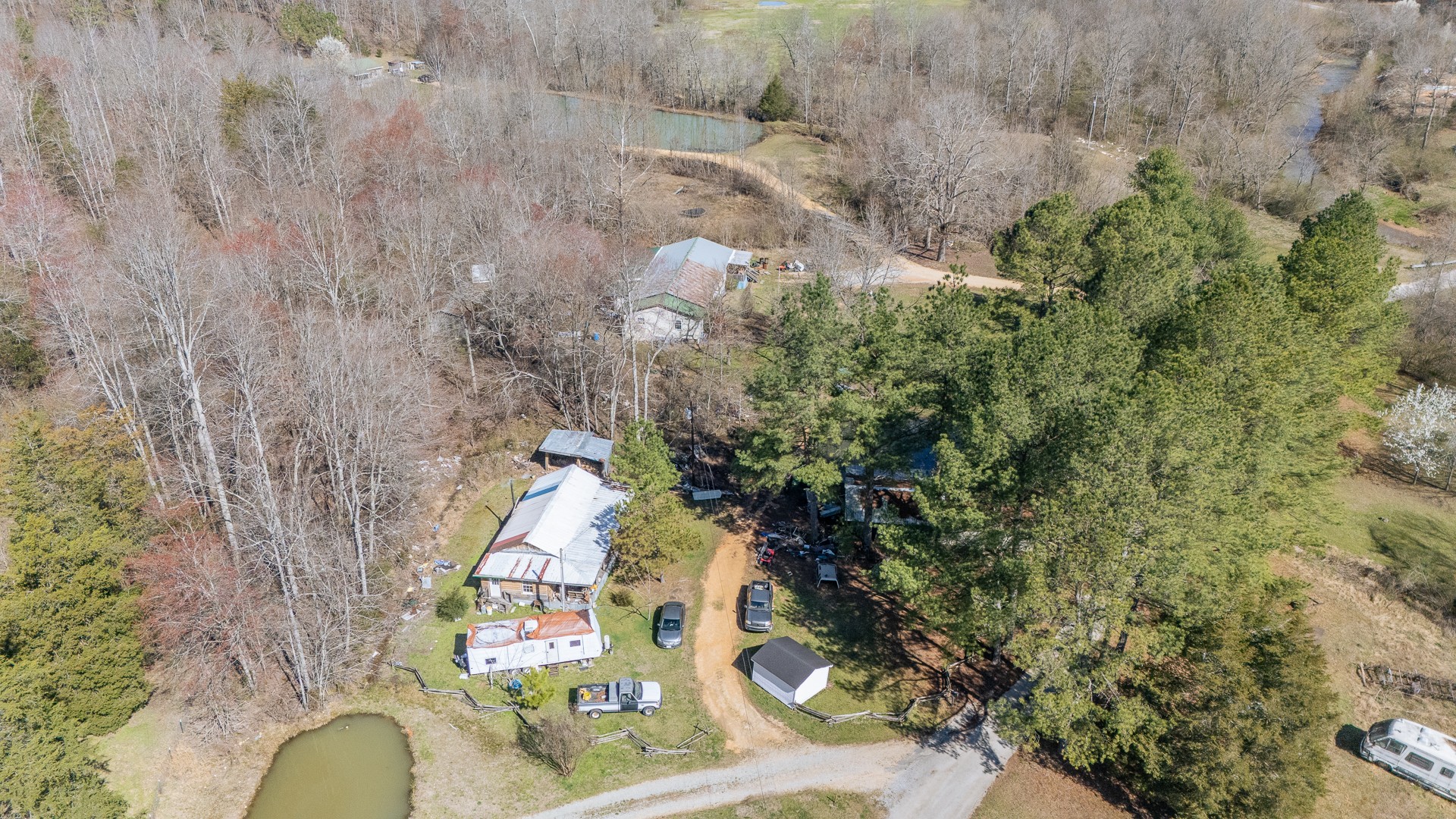 122 Hooper Rd