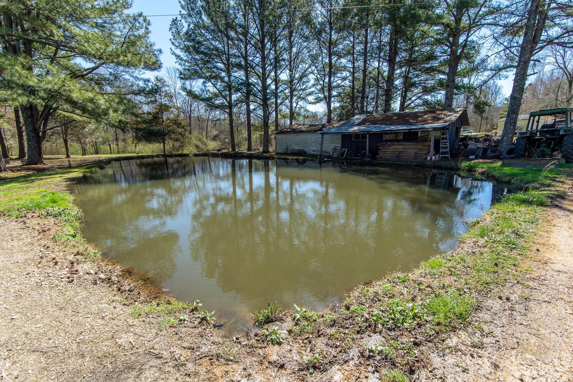 122 Hooper Rd