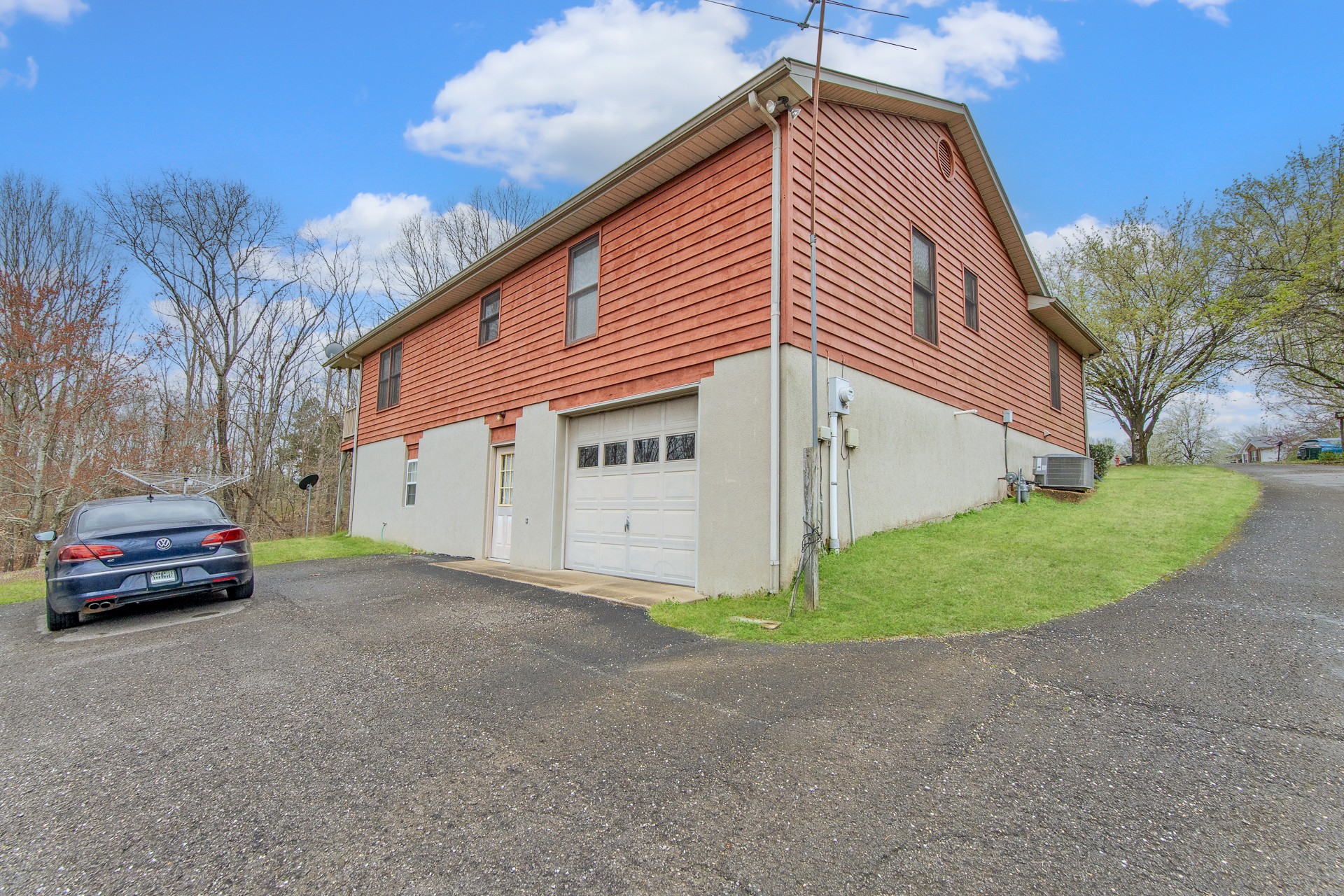 3120 Country Side Dr