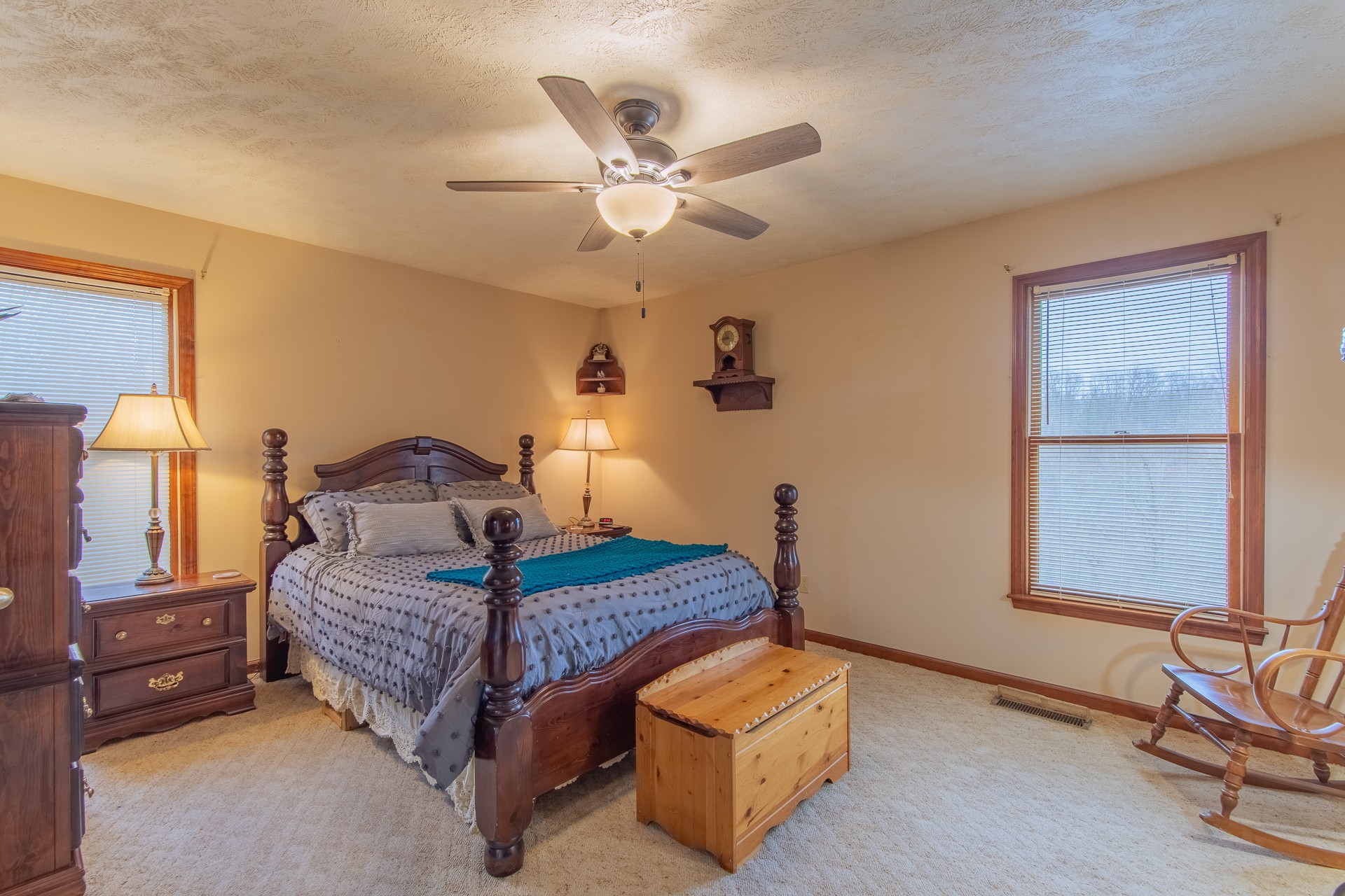 3120 Country Side Dr