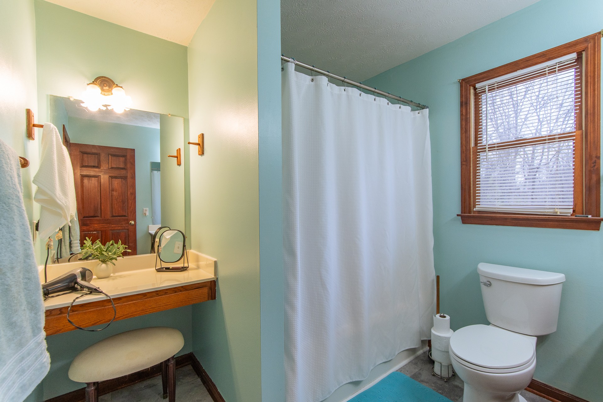 3120 Country Side Dr