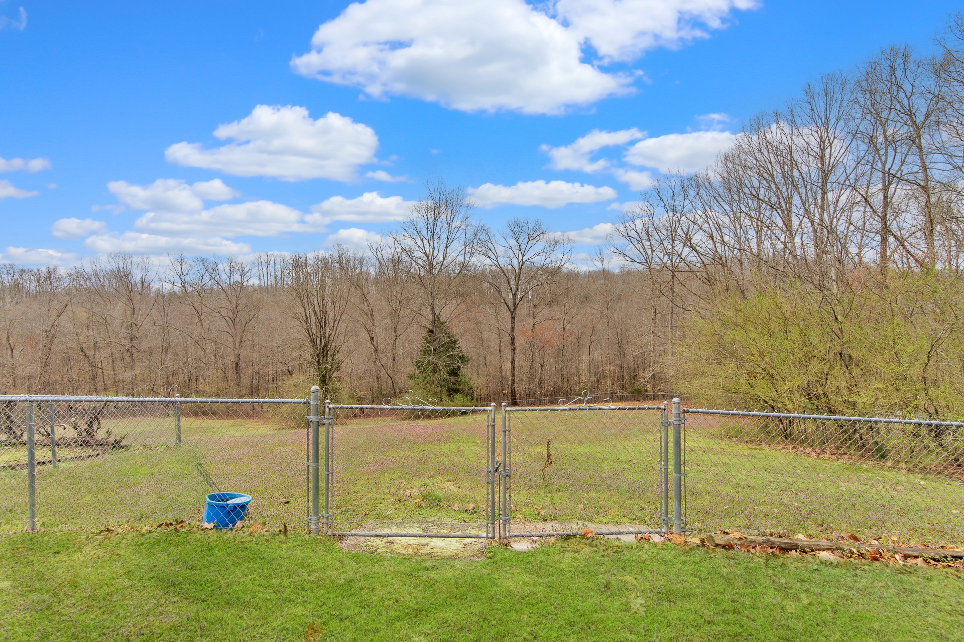 3120 Country Side Dr