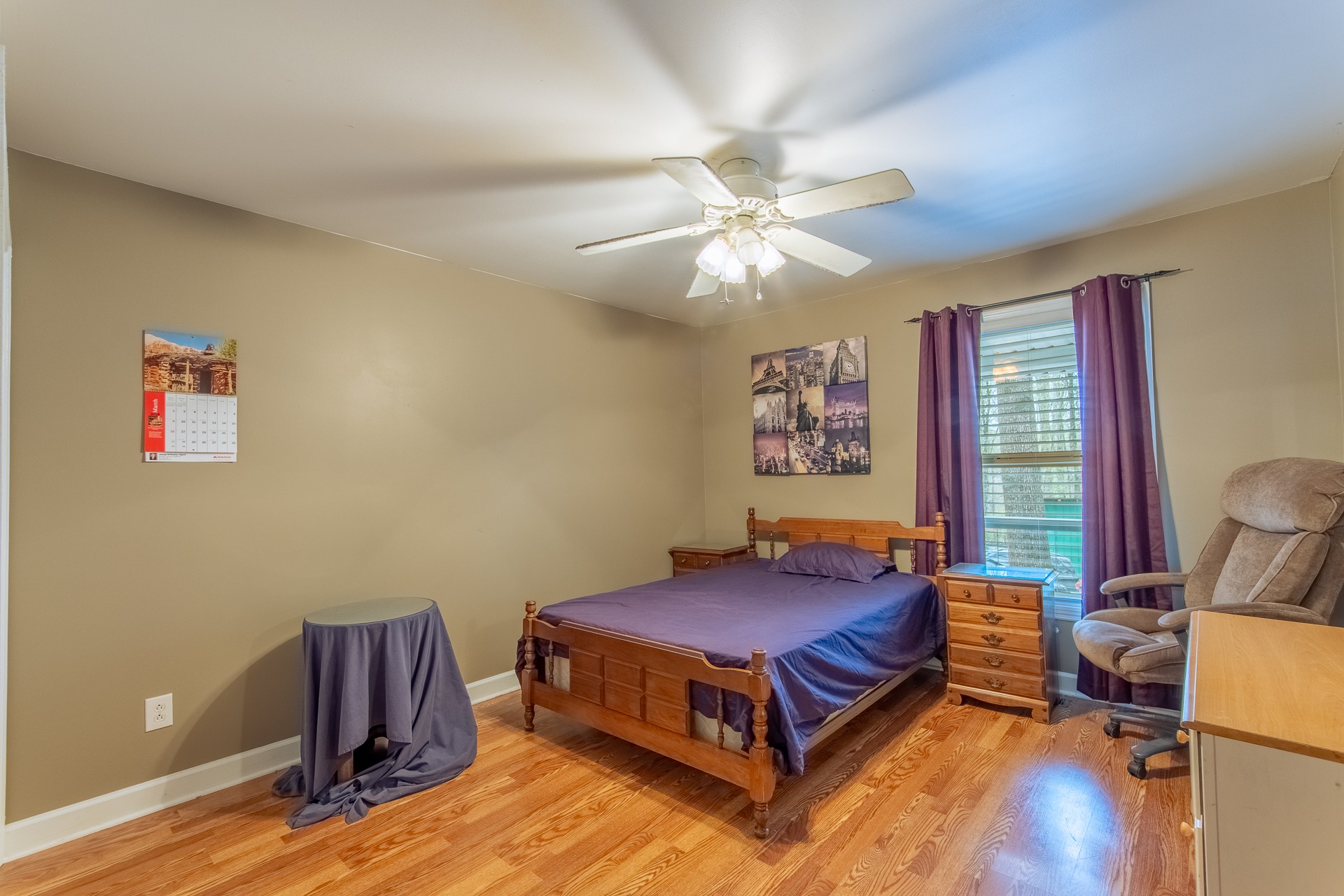 403 Oakwood Dr