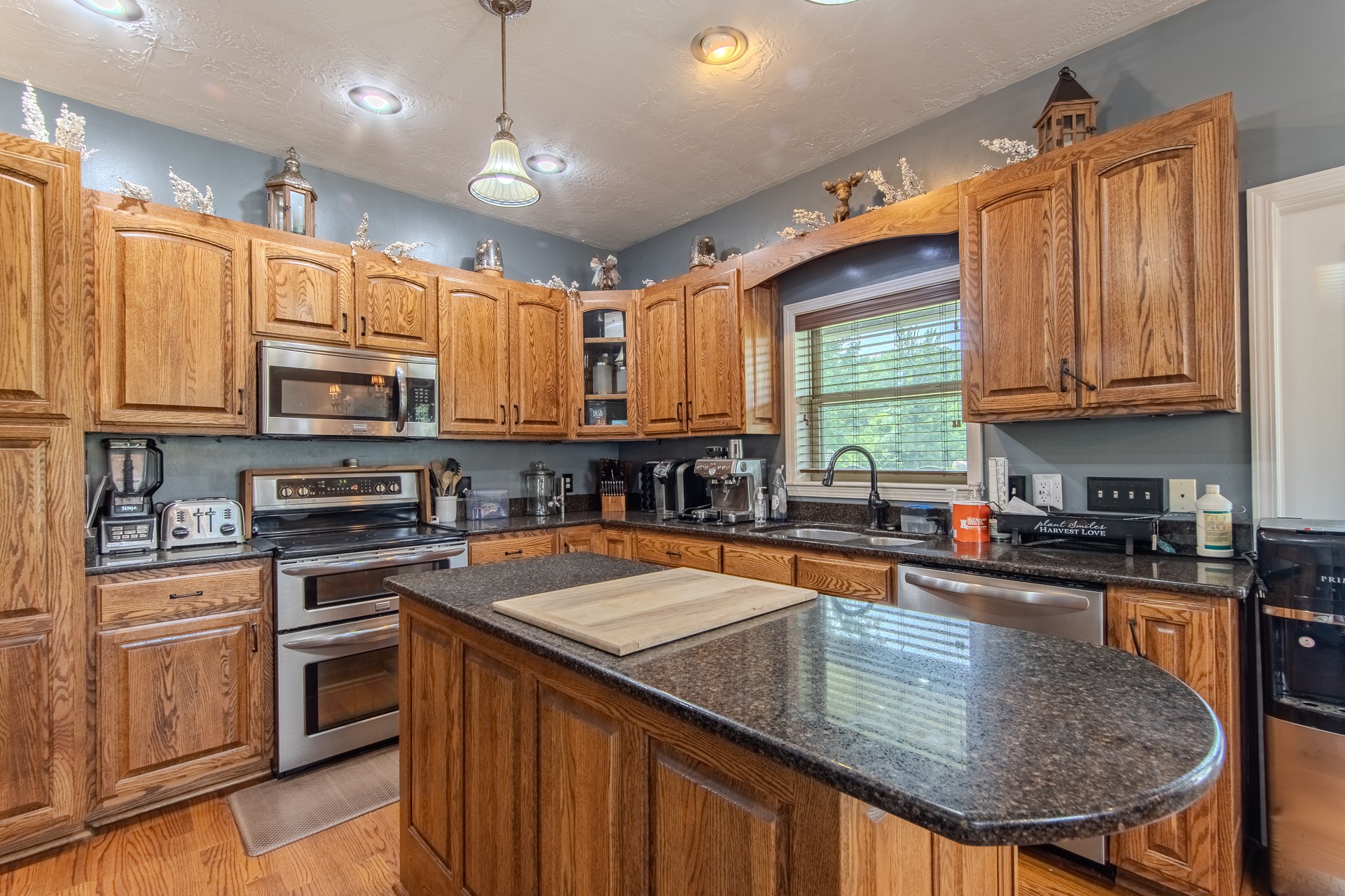 731 Barren Springs Rd