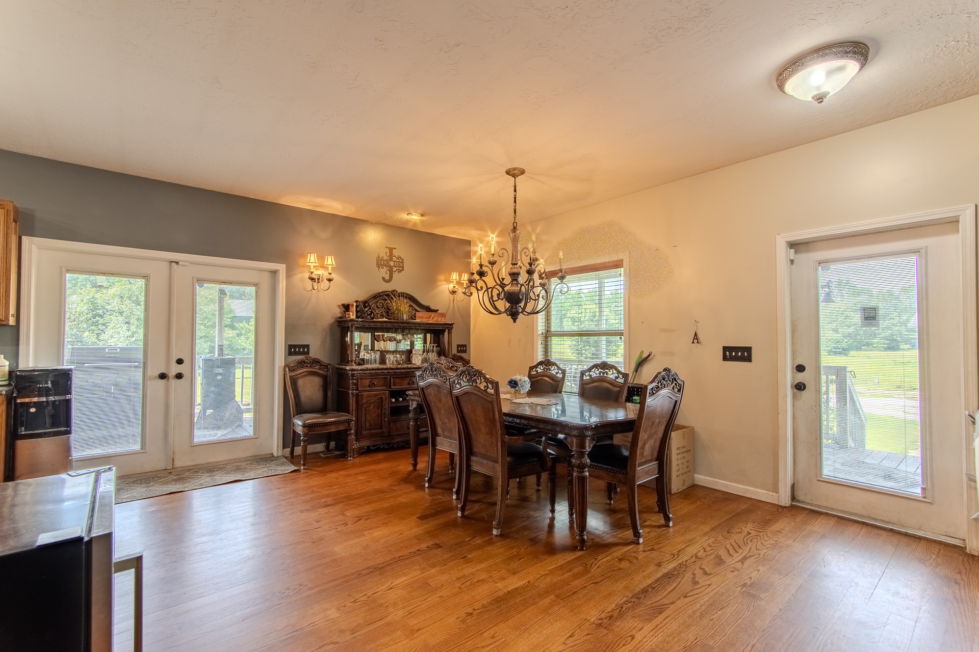 731 Barren Springs Rd