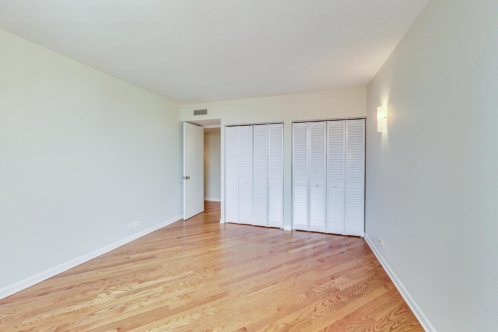 100 E Bellevue Place Unit: 18A