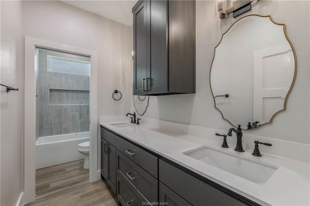 4374 Berkshire