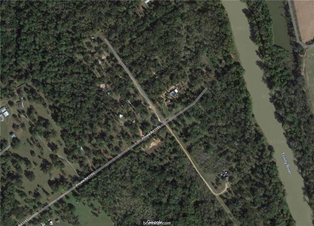 2525 Private Road 1195