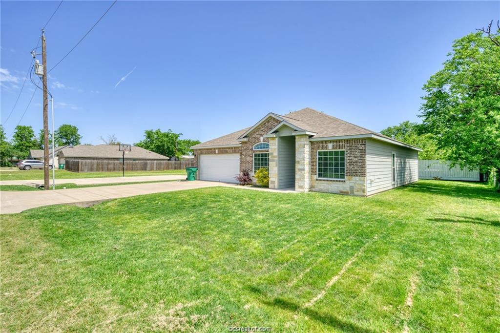 1104 Jennifer Street