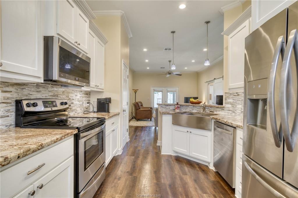 1104 Jennifer Street