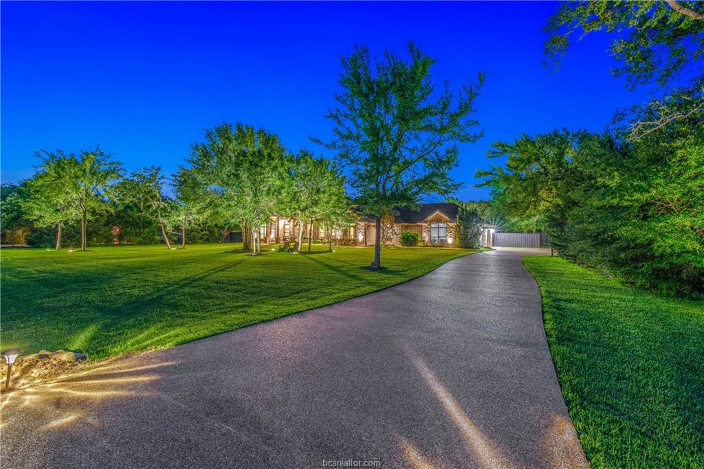 17817 Ranch House Road
