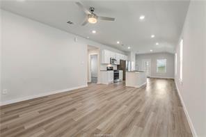 920 Lady Bird Lane