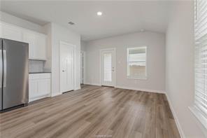 920 Lady Bird Lane