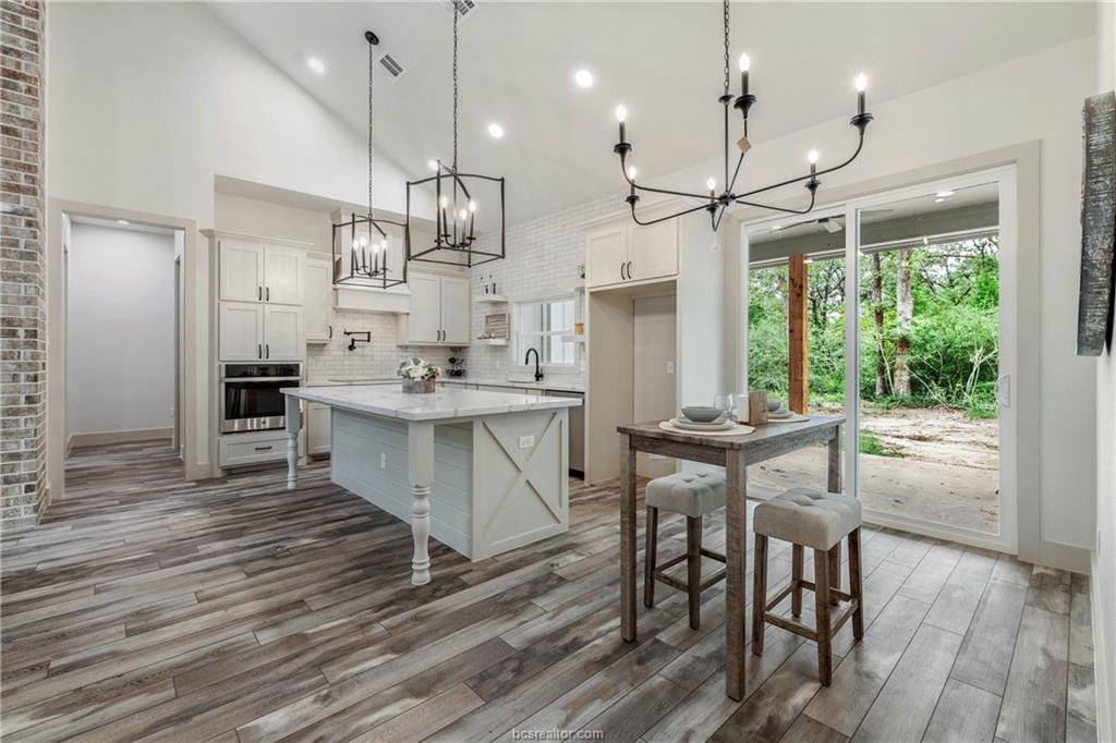 5846 Thousand Oaks Road