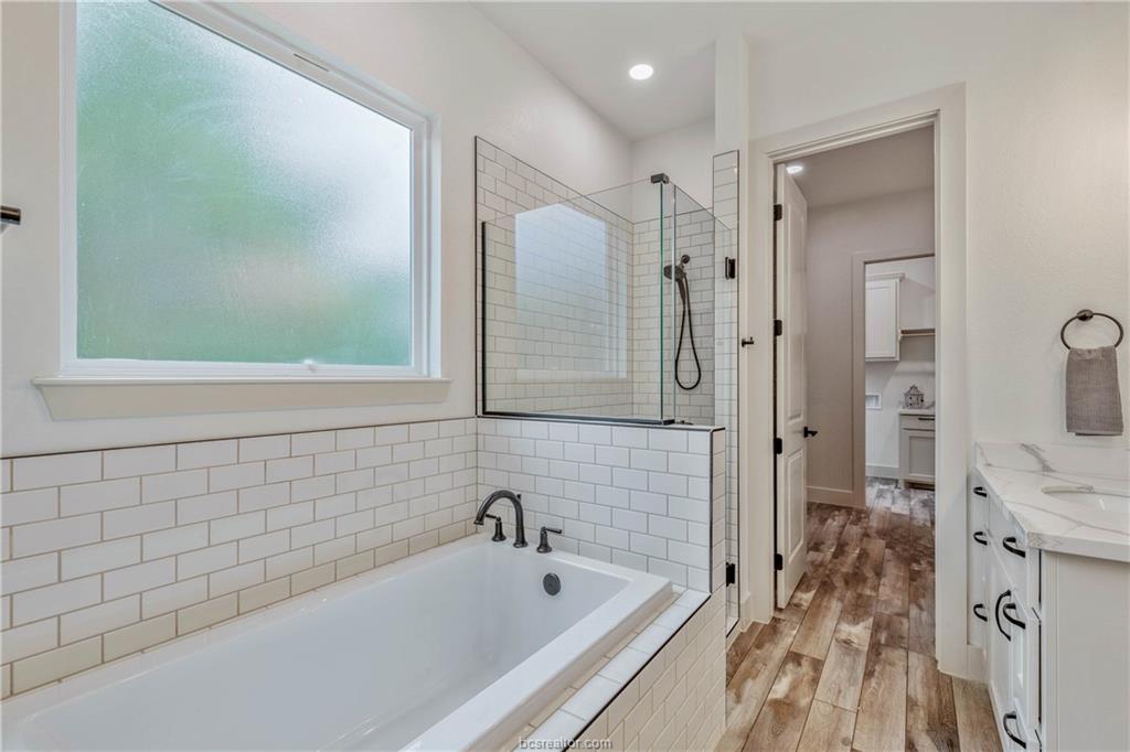 5846 Thousand Oaks Road