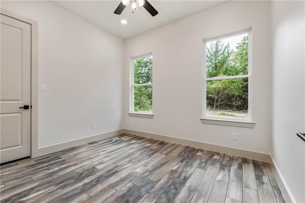 5846 Thousand Oaks Road