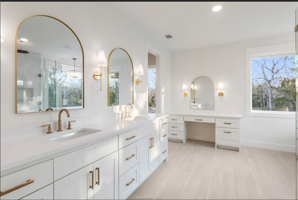 5848 Thousand Oaks Road