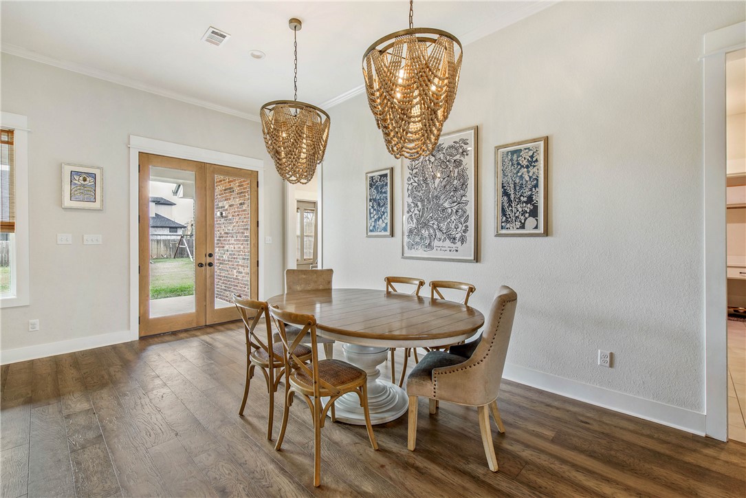 1929 Spanish Moss Drive