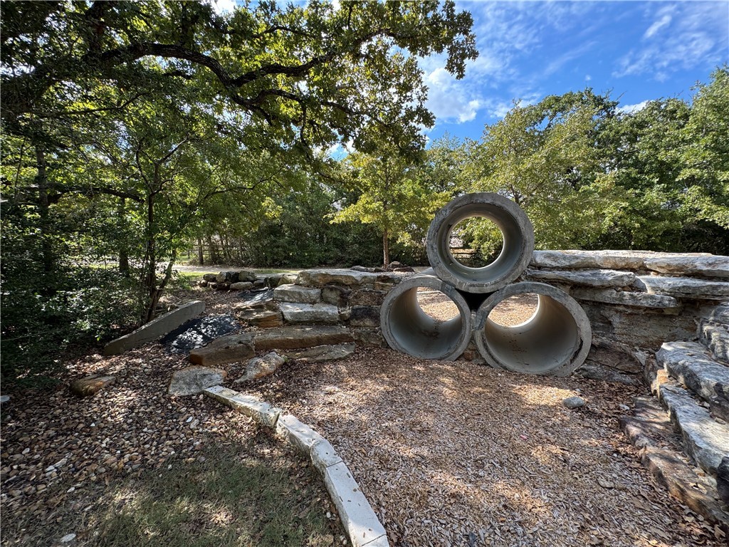 1929 Spanish Moss Drive