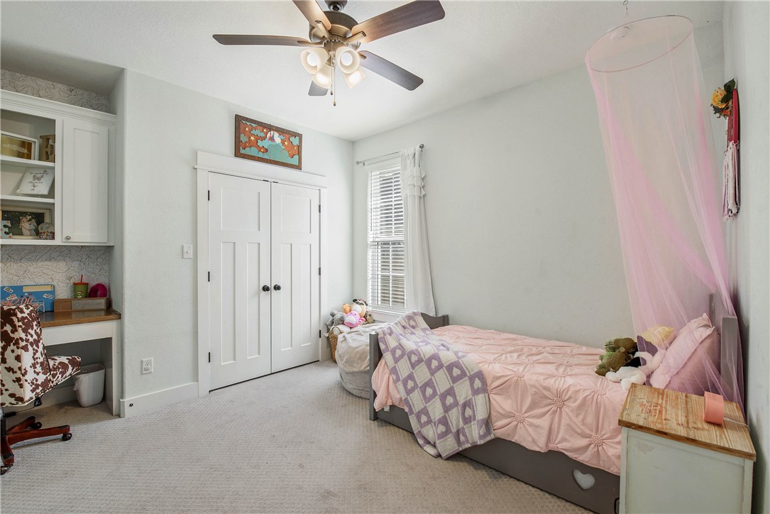 1929 Spanish Moss Drive