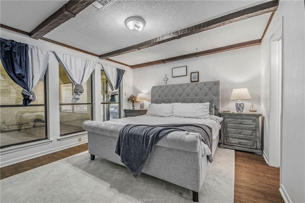 2513 Arbor Drive