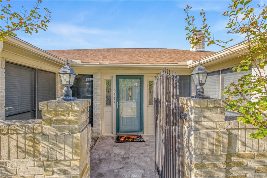 2513 Arbor Drive