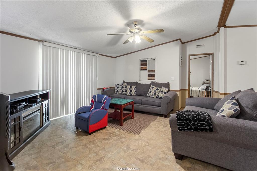 5846 Thousand Oaks Road