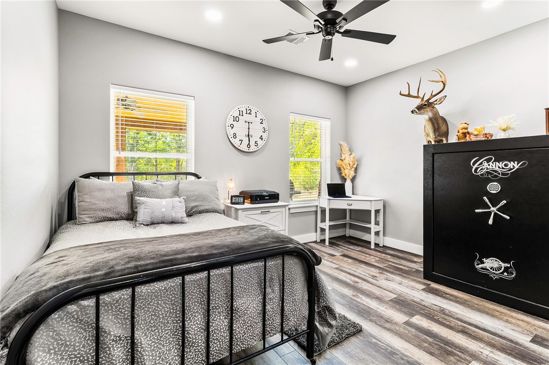 7196 County Road 458