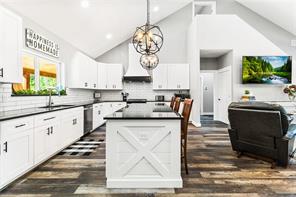 7196 County Road 458