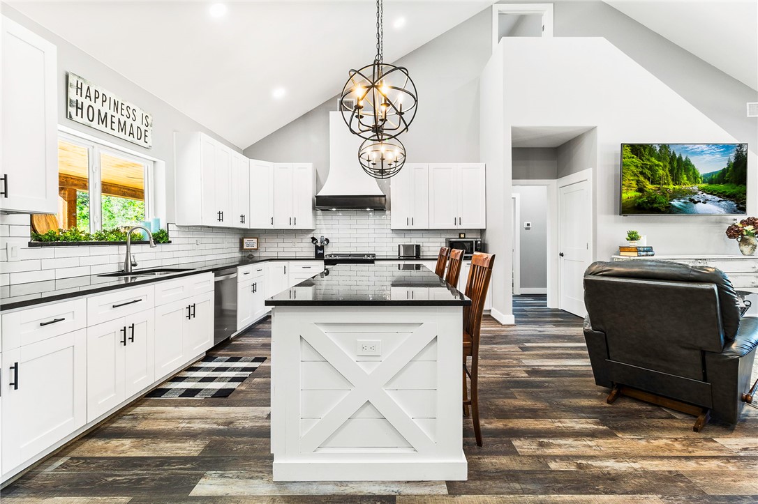 7196 County Road 458