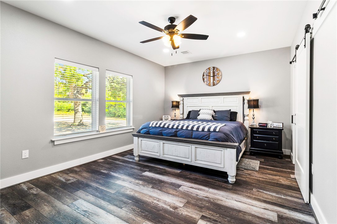 7196 County Road 458