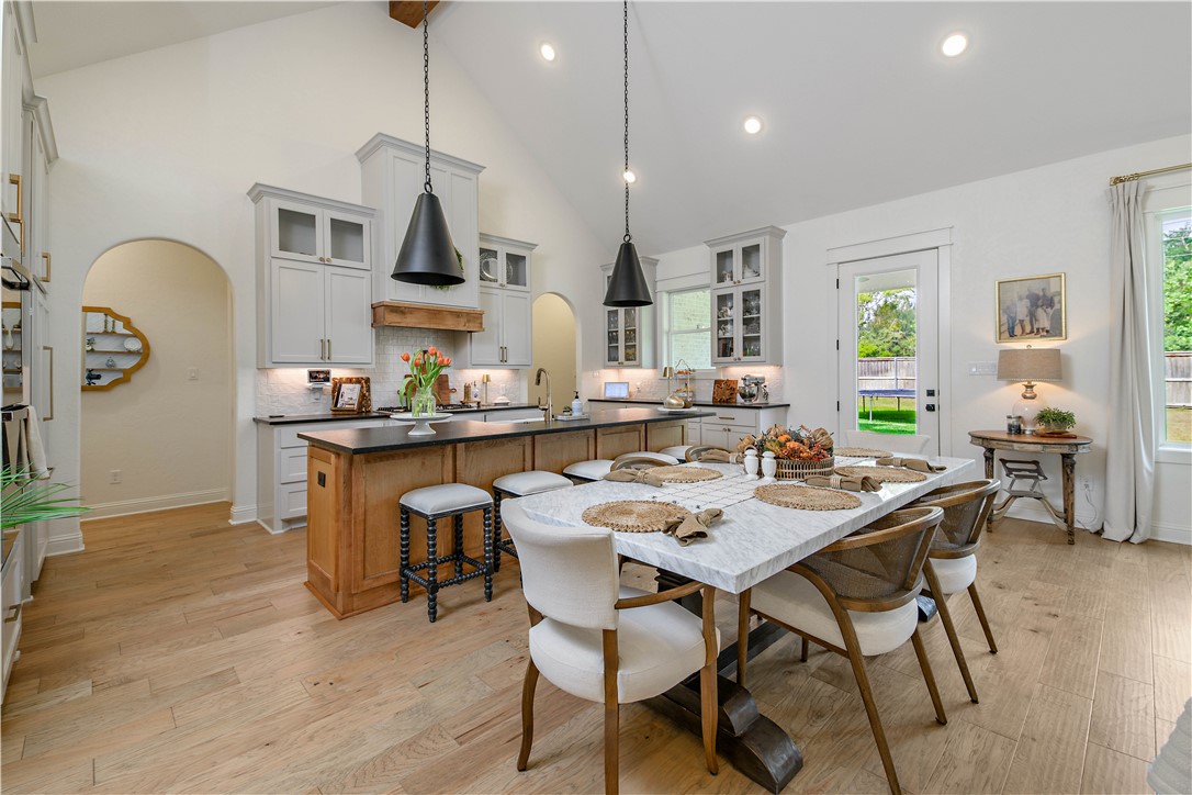 2038 Pebble Bend Drive